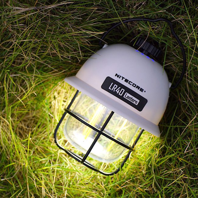 فانوس کمپینگ شارژی نایتکُر سفید Nitecore LR40 فانوس کمپینگ نایتکُر Nitecore LR40 Army White