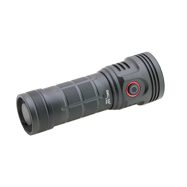 چراغ قوه 8 لامپ اسمال سان Small SUN ZY-W5204 چراغ قوه 8 لامپ اسمال سان Small SUN ZY-W5204