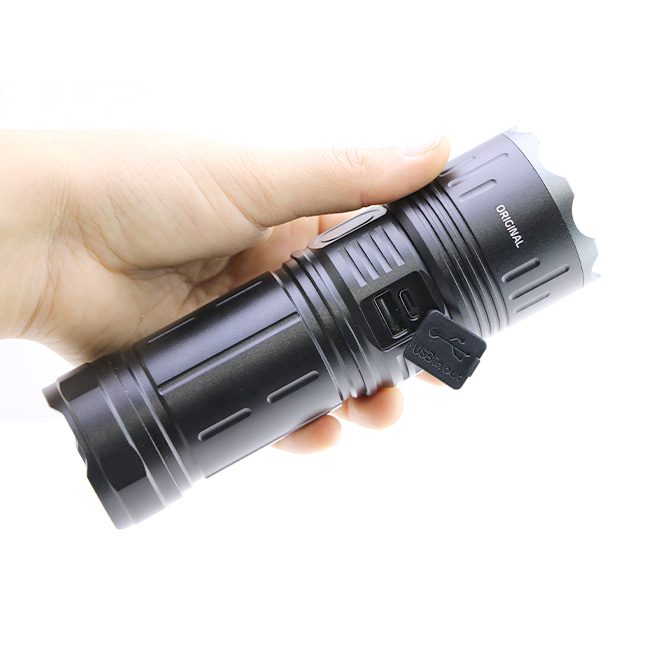 چراغ قوه زوم دار کینساچ KINSACH KS-S383 چراغ قوه زوم دار کینساچ KINSACH KS-S383