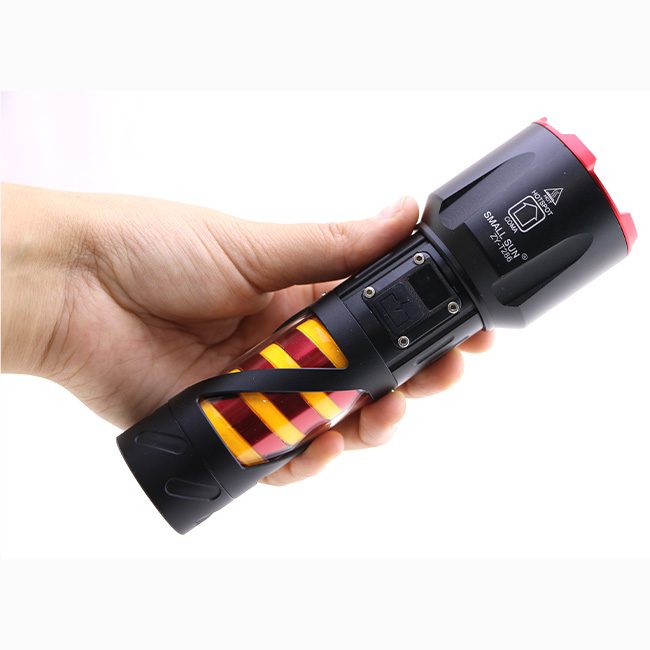 چراغ قوه زوم دار اسمال سان SMALL SUN ZY-T286 چراغ قوه زوم دار اسمال سان SMALL SUN ZY-T286