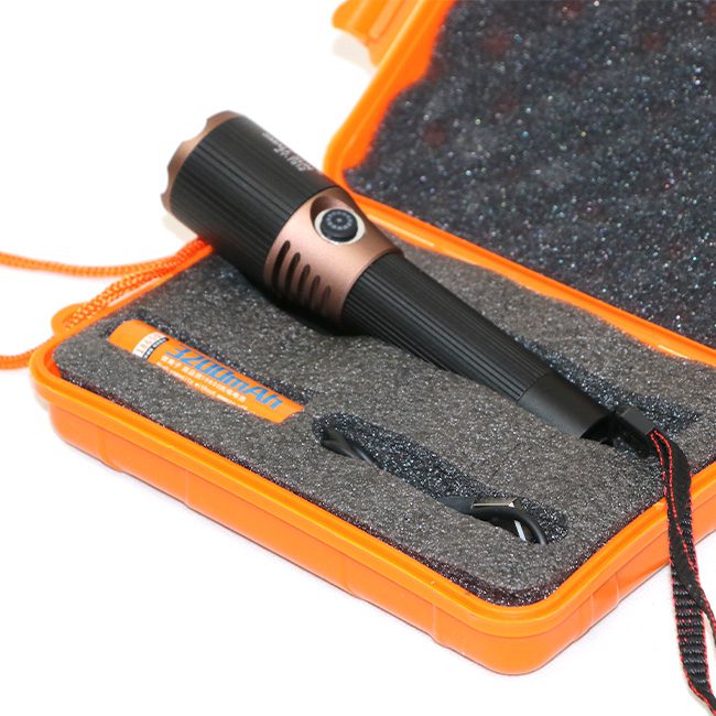 چراغ قوه زوم دار اسمال سان SMALL SUN ZY-T812 چراغ قوه زوم دار اسمال سان SMALL SUN ZY-T812