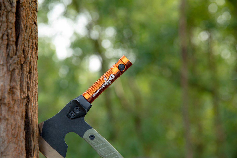 چراغ قوه اولایت OLight Baton 3 Pro Orange Skeleton - Limited Edition چراغ قوه اولایت OLight Baton 3 Pro Orange Skeleton - Limited Edition