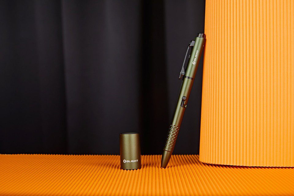 خودکار و چراغ قوه OLight OPen Glow OD Green خودکار و چراغ قوه OLight OPen Glow OD Green