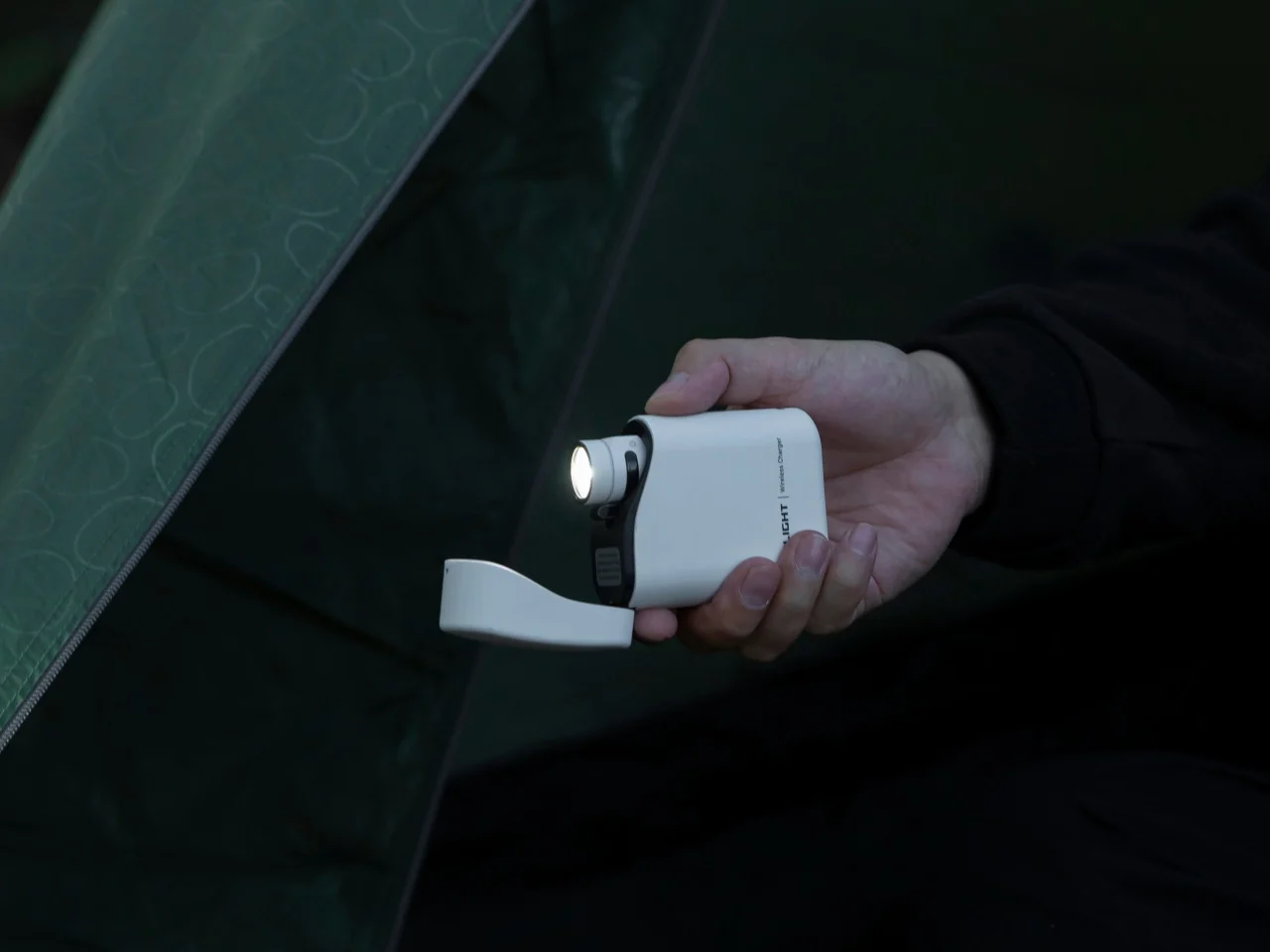 چراغ قوه اولایت سفید Olight Baton 4 Premium Edition (White) چراغ قوه اولایت سفید Olight Baton 4 Premium Edition (White)