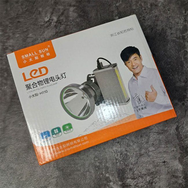 چراغ پیشانی اسمال سان H110 با 24 ساعت نوردهی چراغ پیشانی اسمال سان H110